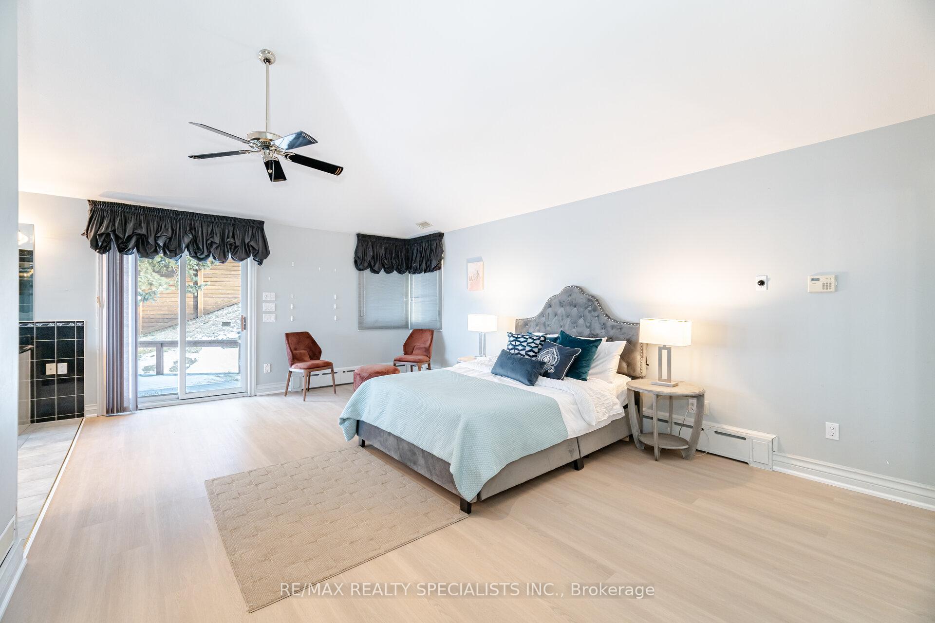 Photo 15 of 2 Tupper Boulevard, Grimsby, Grimsby Beach — HOMEH
