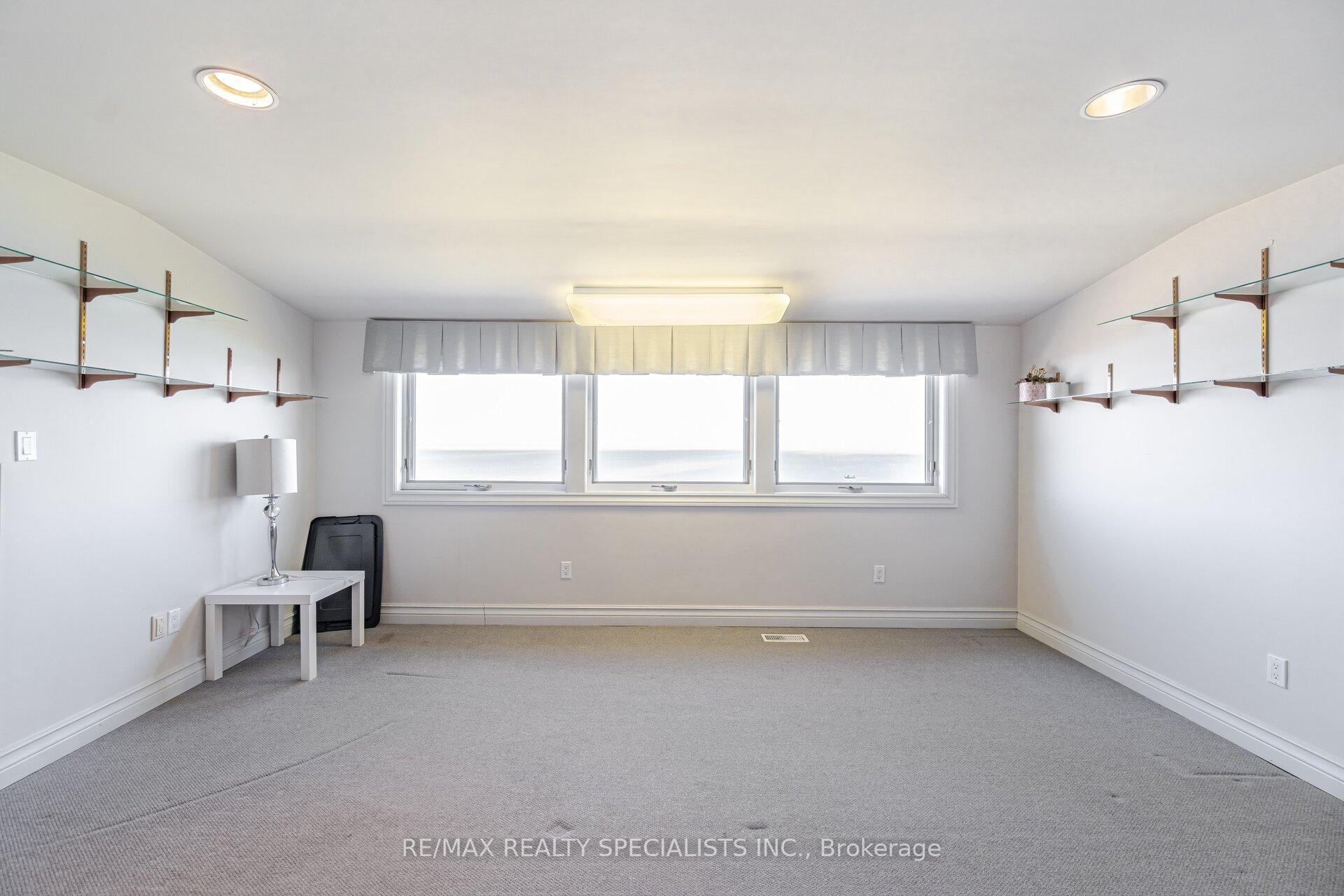 Photo 28 of 2 Tupper Boulevard, Grimsby, Grimsby Beach — HOMEH