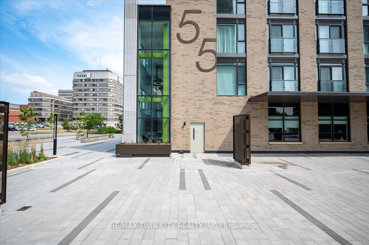 Front of Unit 505, 55 Duke Street W