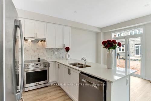 Photo 8 of 71 Conboy Drive, Erin — HOMEH