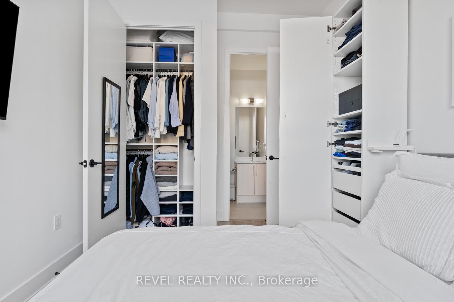 Photo 10 of Unit 123, 2075 King Rd, King, King City — HOMEH