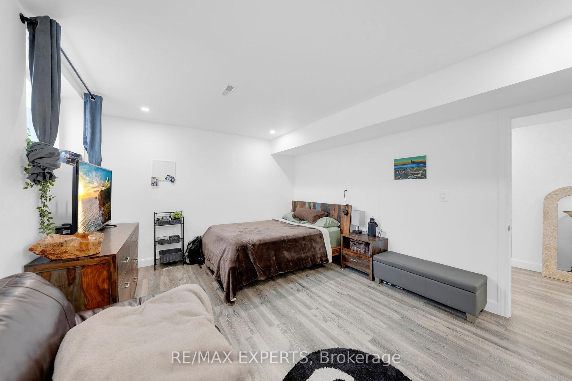 Photo 34 of 9 Wood Crescent, Essa, Angus — HOMEH