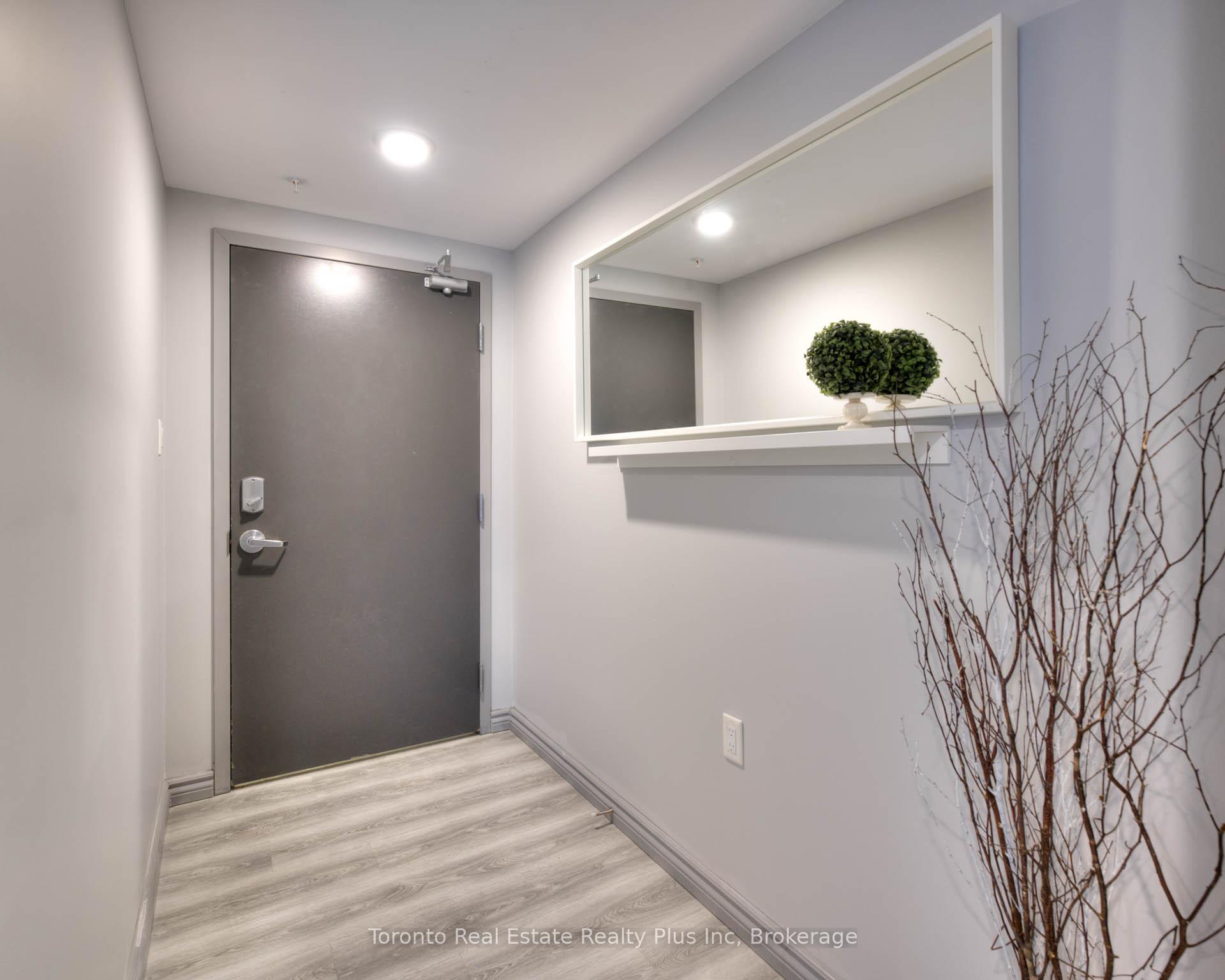 Photo 2 of Unit G216, 275 Larch Street, Waterloo, Lakeshore Village — HOMEH