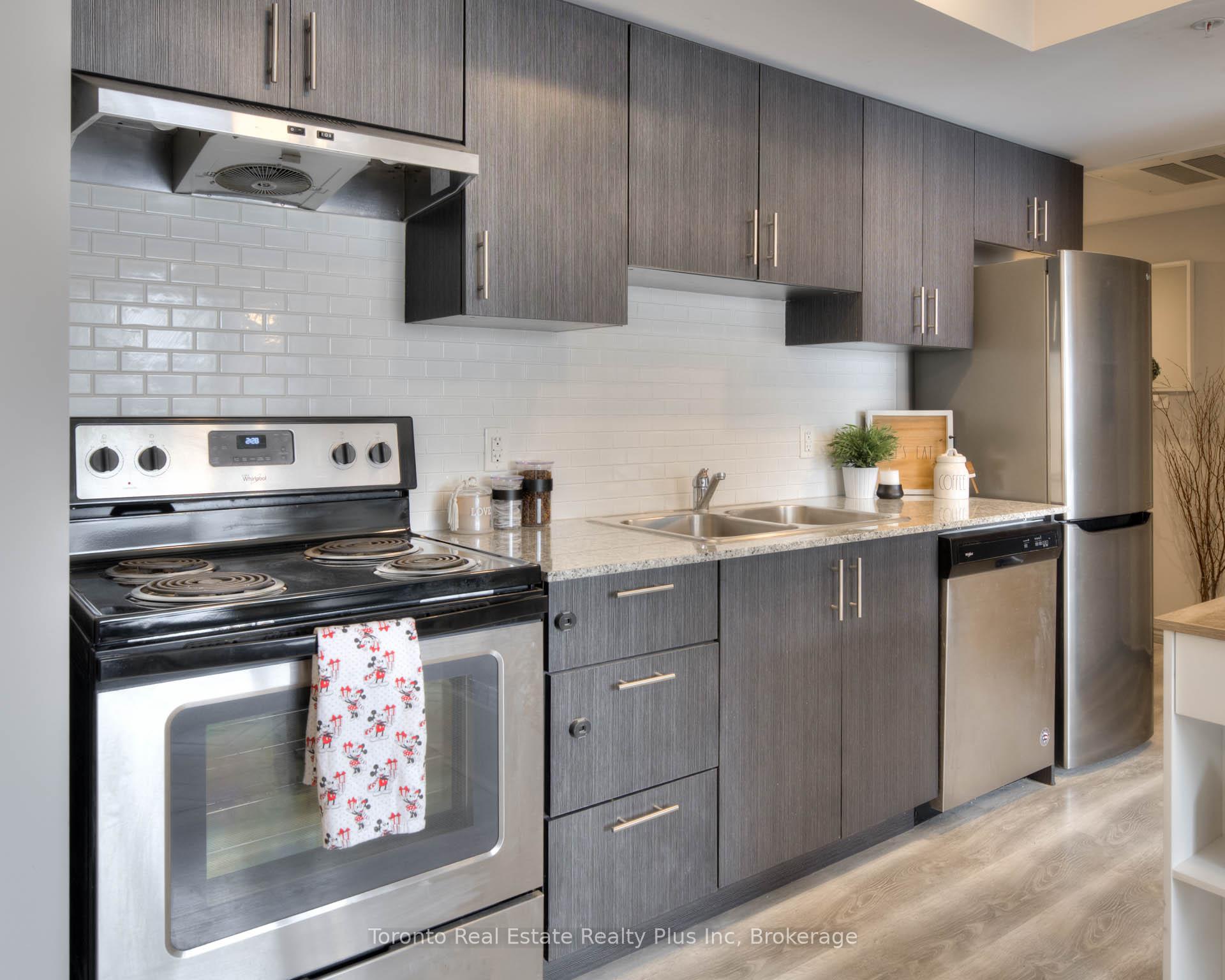 Photo 9 of Unit G216, 275 Larch Street, Waterloo, Lakeshore Village — HOMEH