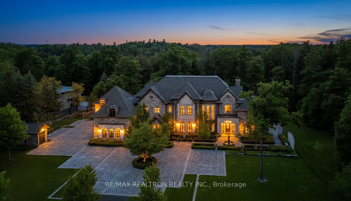 Photo 1 of 301 Millwood Parkway, Vaughan, Vellore Village — HOMEH