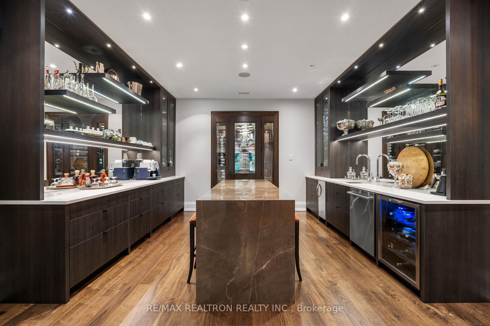 Photo 40 of 301 Millwood Parkway, Vaughan, Vellore Village — HOMEH
