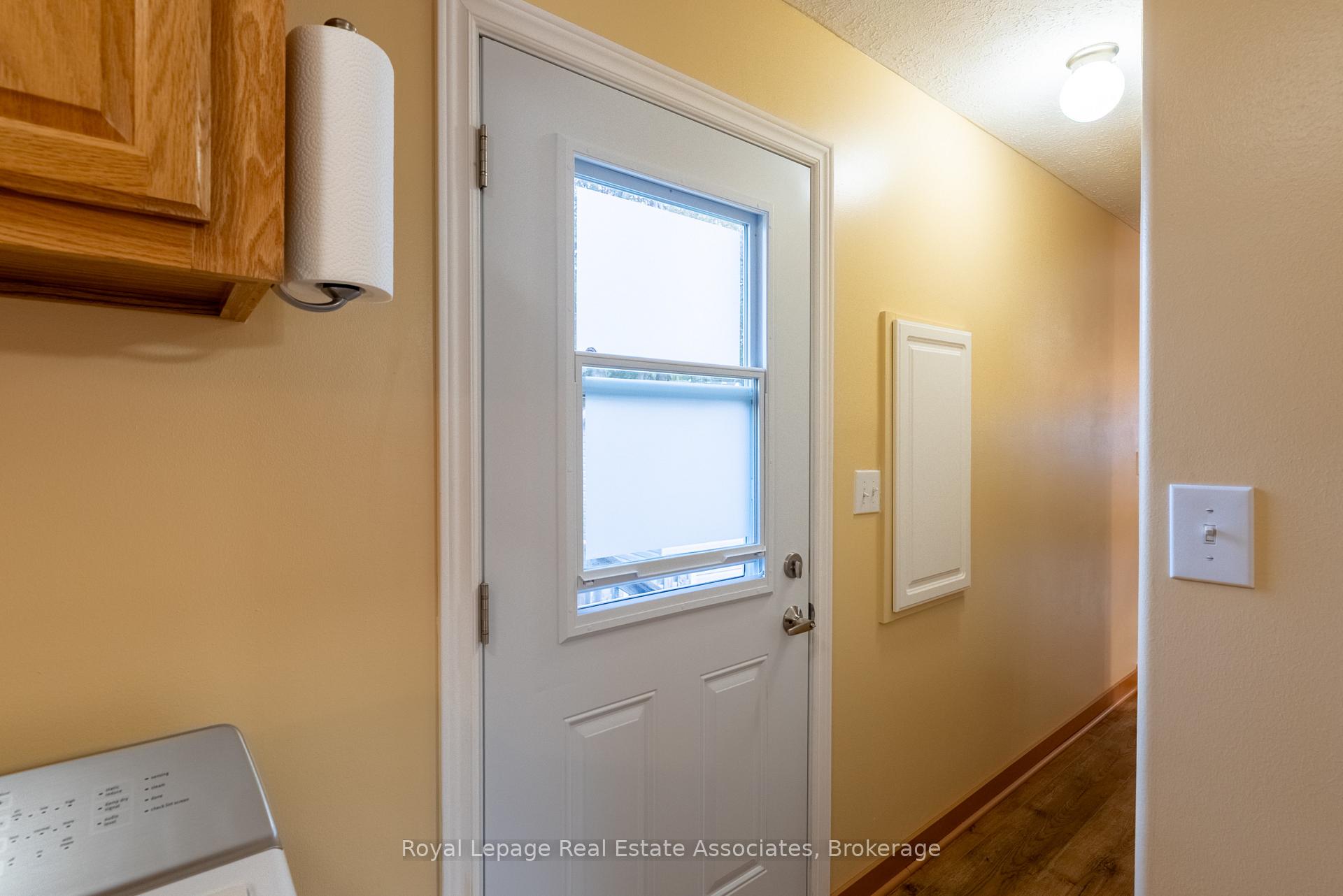 Photo 30 of 41 Cedarbush Crescent, Puslinch, Rural Puslinch East — HOMEH