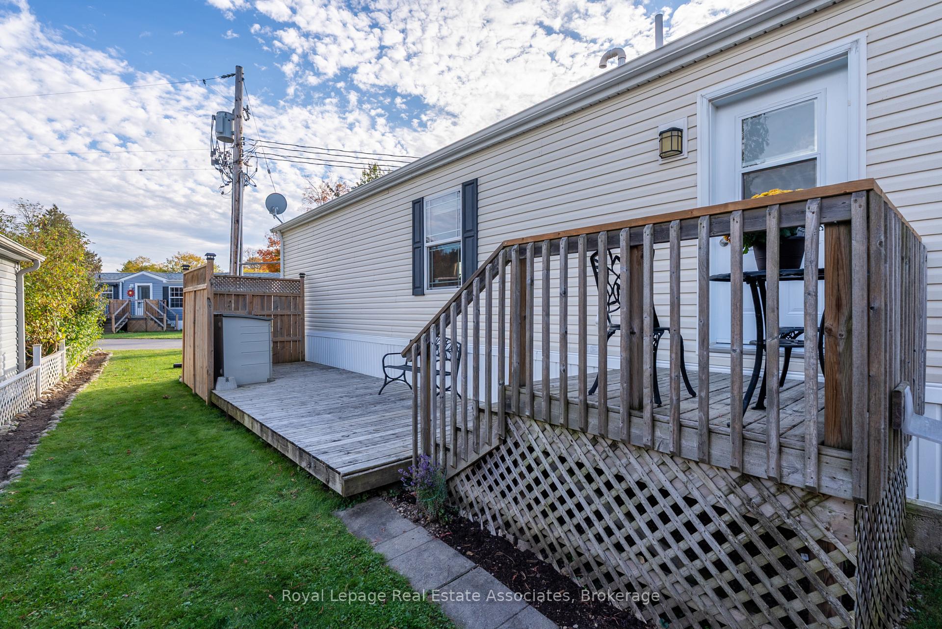 Photo 36 of 41 Cedarbush Crescent, Puslinch, Rural Puslinch East — HOMEH