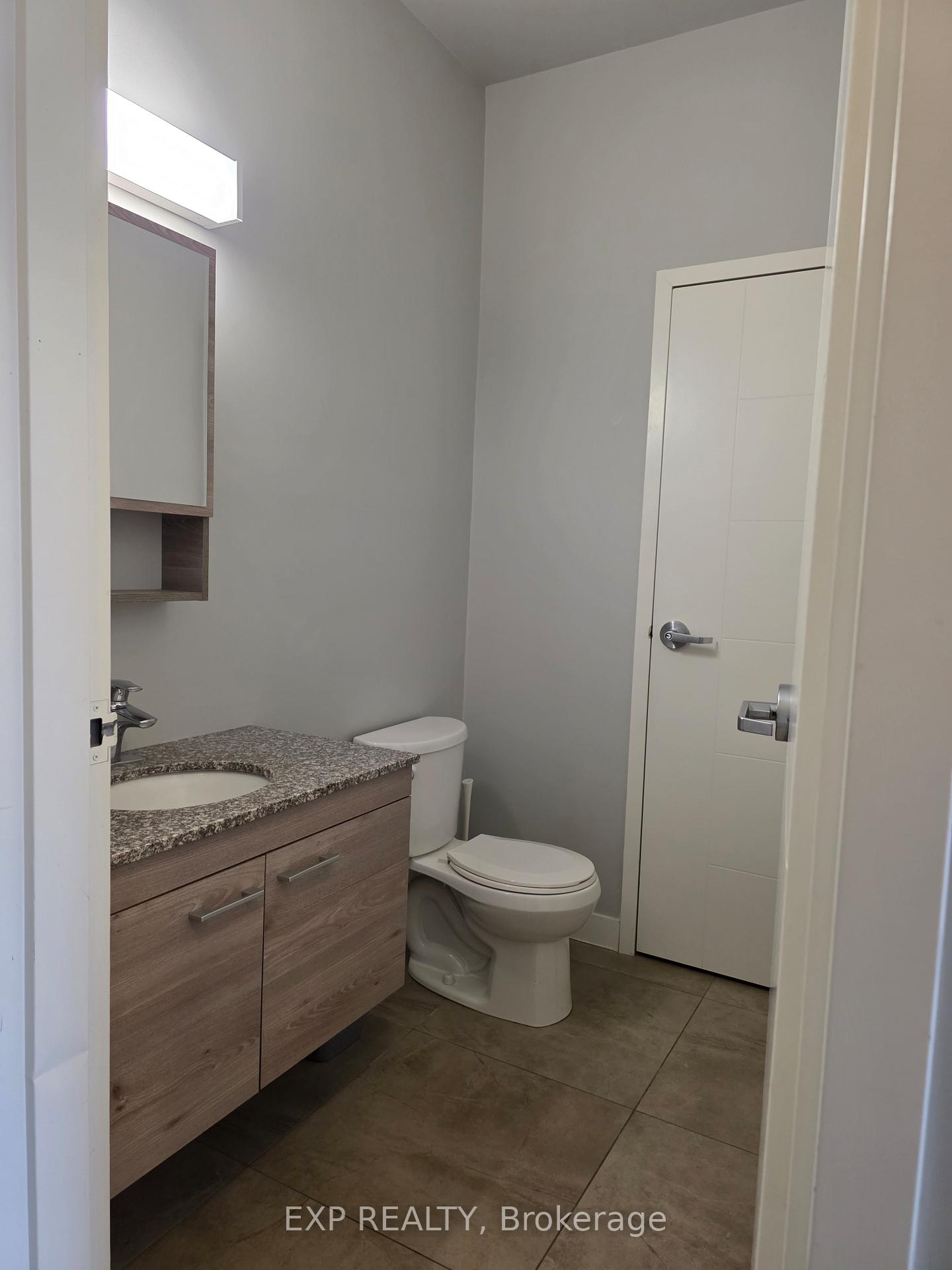 Photo 8 of Unit T204, 62 Balsam Street, Waterloo, Beechwood/University — HOMEH