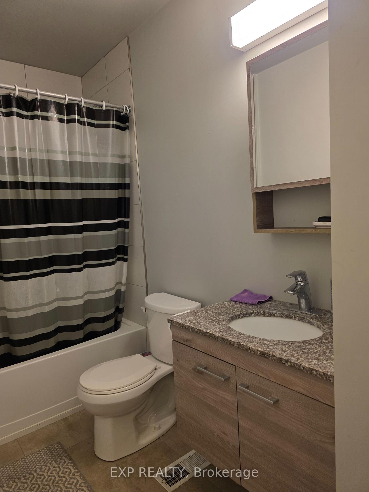 Photo 5 of Unit T204, 62 Balsam Street, Waterloo, Beechwood/University — HOMEH