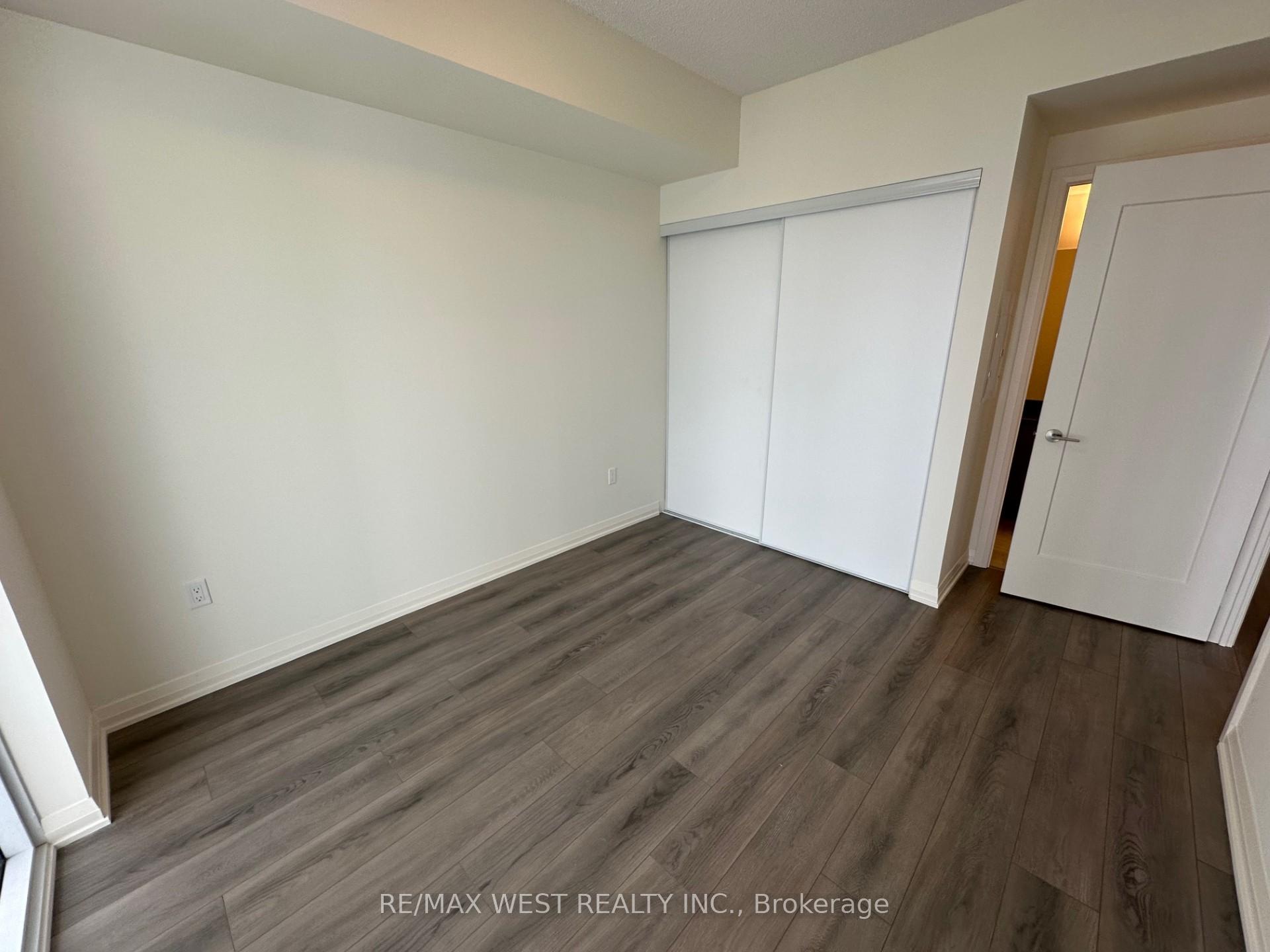 Photo 13 of Unit 1418, 8960 Jane Street, Vaughan, Vellore Village — HOMEH