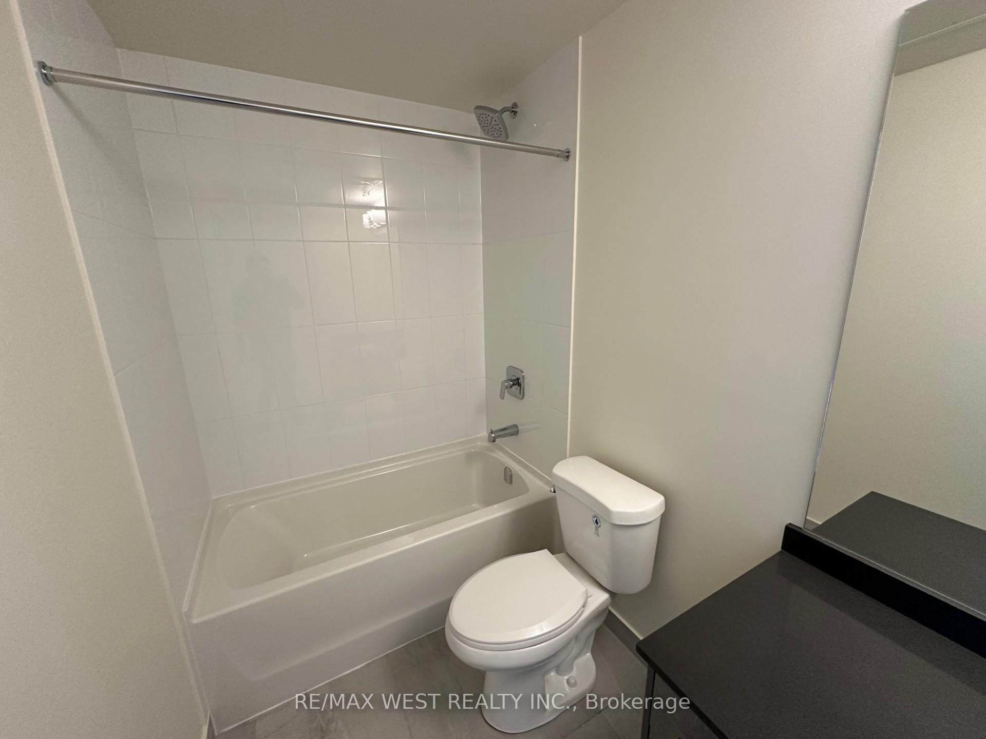 Photo 21 of Unit 1418, 8960 Jane Street, Vaughan, Vellore Village — HOMEH