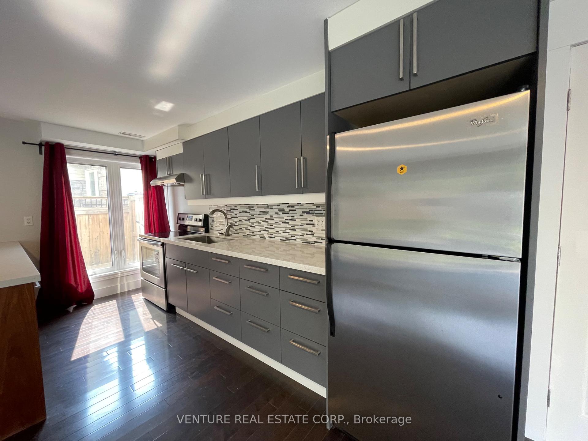 Photo 17 of Unit Rear, 55 Batson Drive, Aurora, Aurora Village — HOMEH