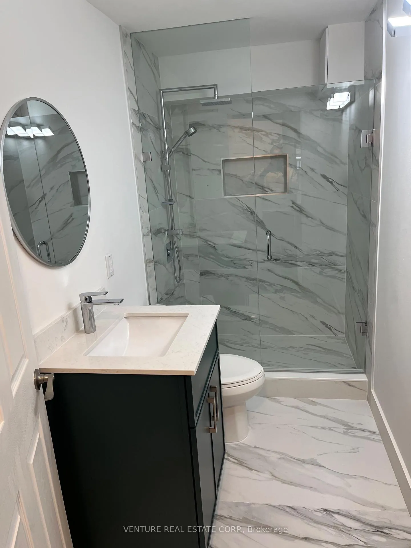 Photo 20 of Unit Rear, 55 Batson Drive, Aurora, Aurora Village — HOMEH