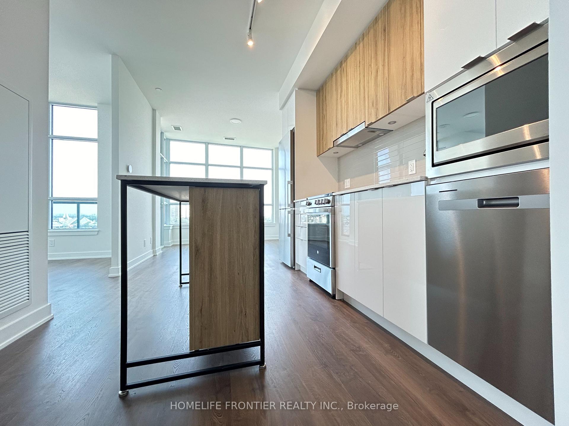 Photo 14 of Unit B-729, 50 Upper Mall Way, Vaughan, Brownridge — HOMEH