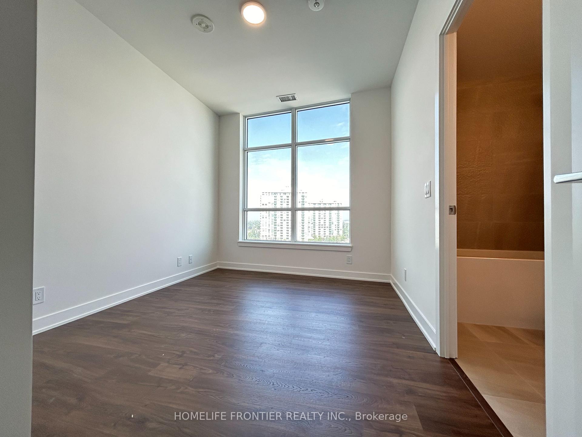 Photo 22 of Unit B-729, 50 Upper Mall Way, Vaughan, Brownridge — HOMEH