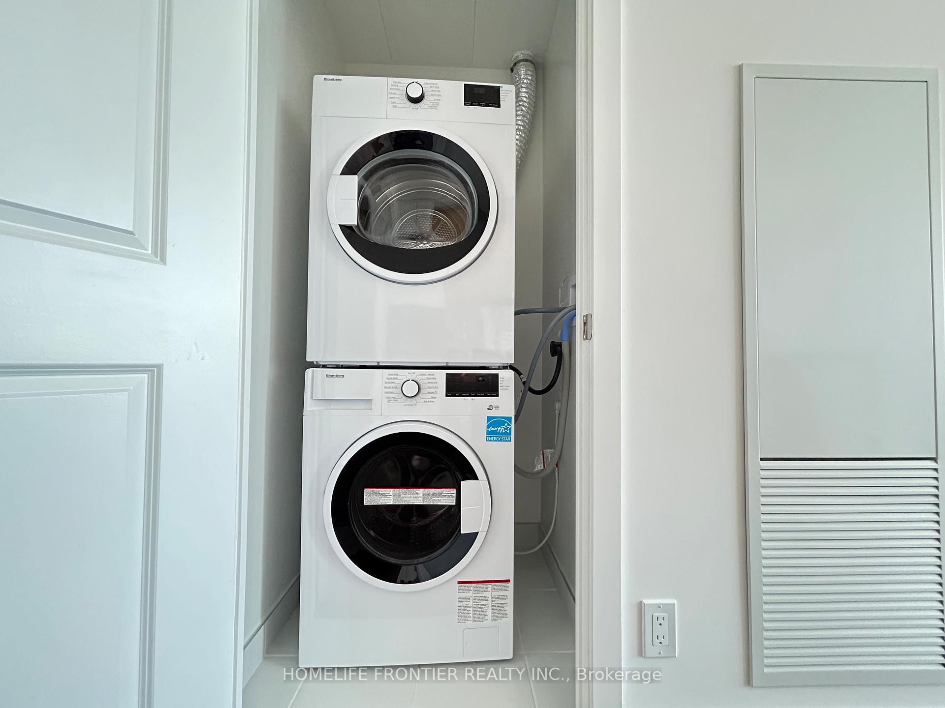 Photo 21 of Unit B-729, 50 Upper Mall Way, Vaughan, Brownridge — HOMEH