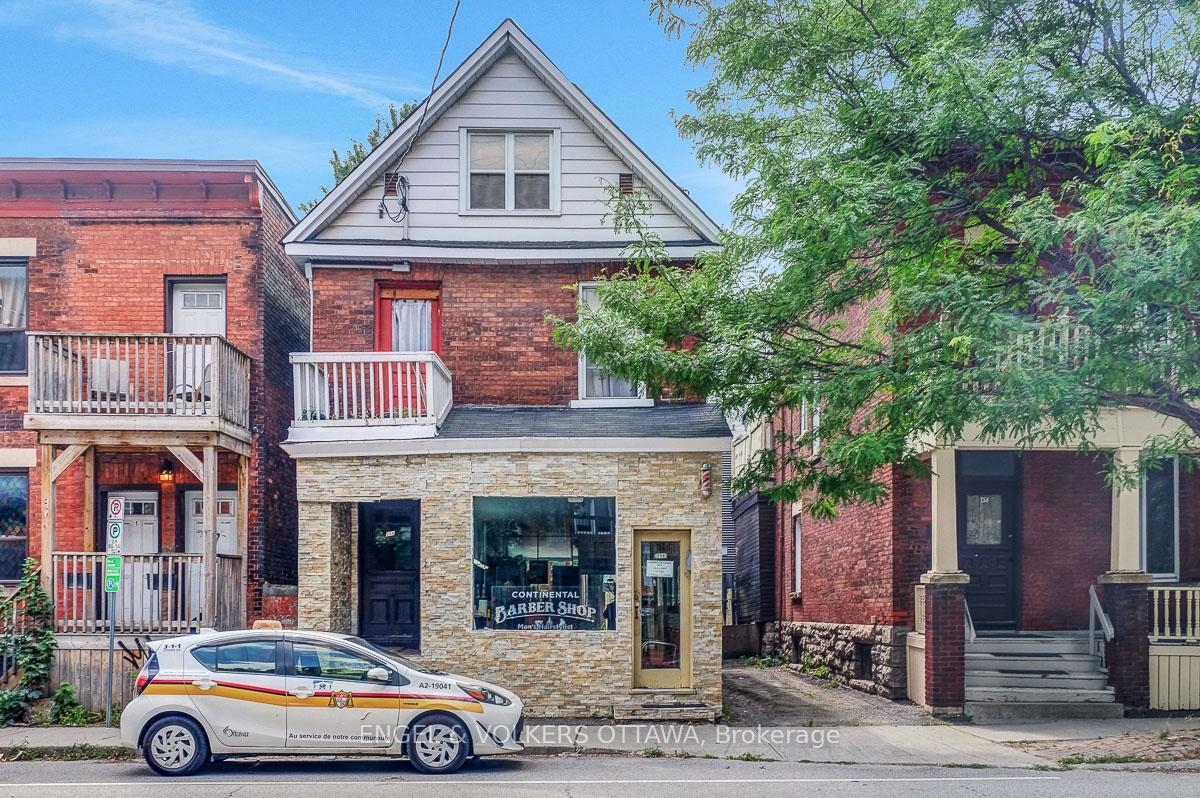 Front of 258 Kent Street