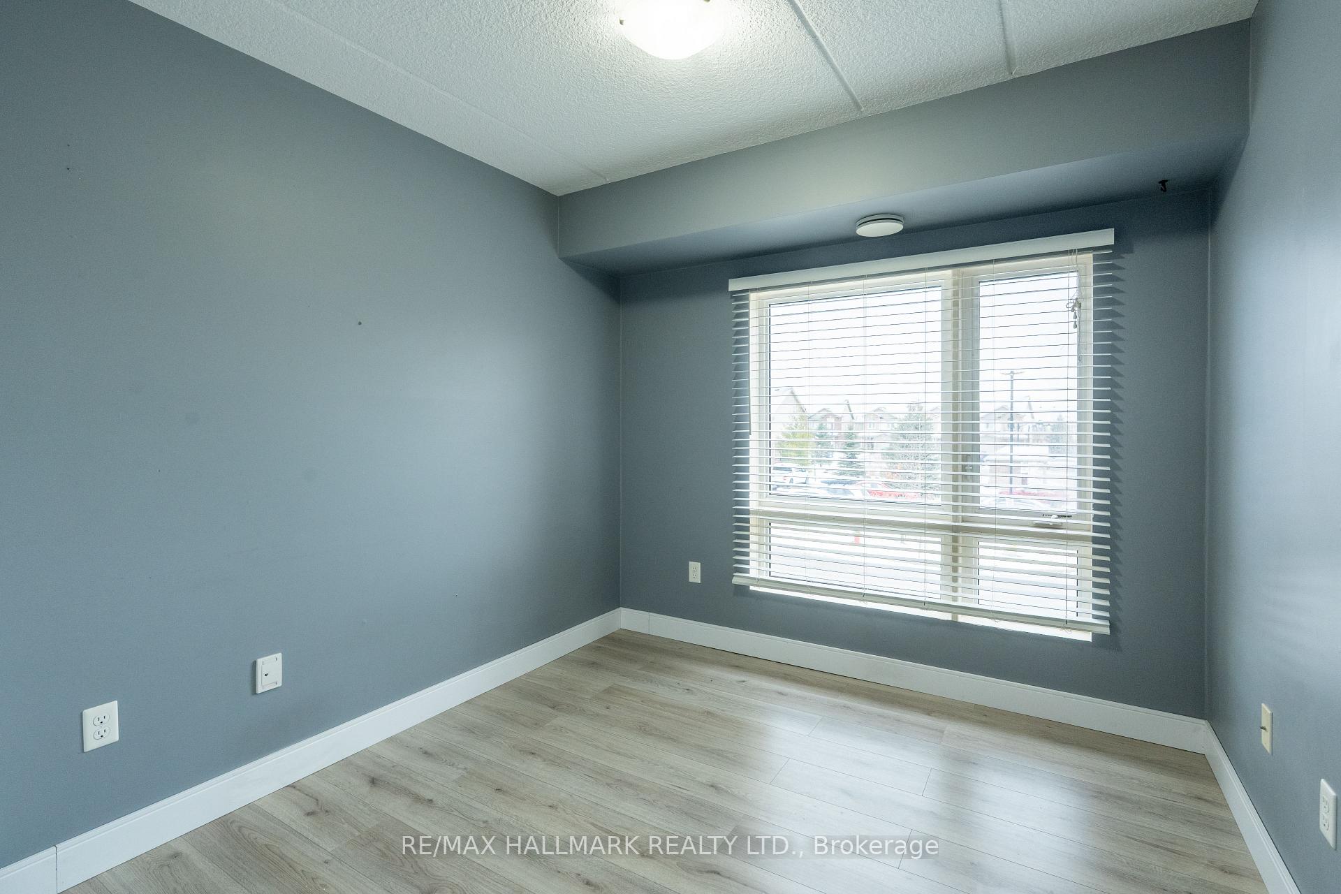 Photo 5 of Unit 214, 67 Kingsbury Square, Guelph, Pineridge/Westminster Woods — HOMEH