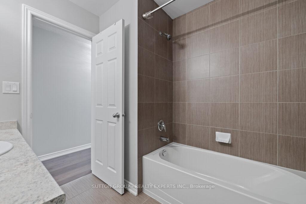 Photo 23 of 4466 Saw Mill Drive, Niagara Falls, Lyons Creek — HOMEH