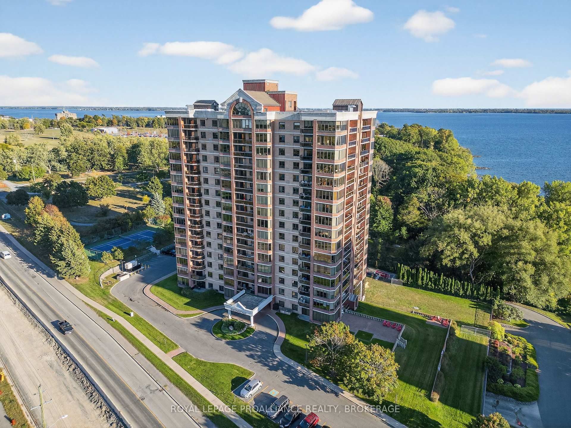 Photo 1 of Unit 701, 1000 King Street W, Kingston, Central City West — HOMEH