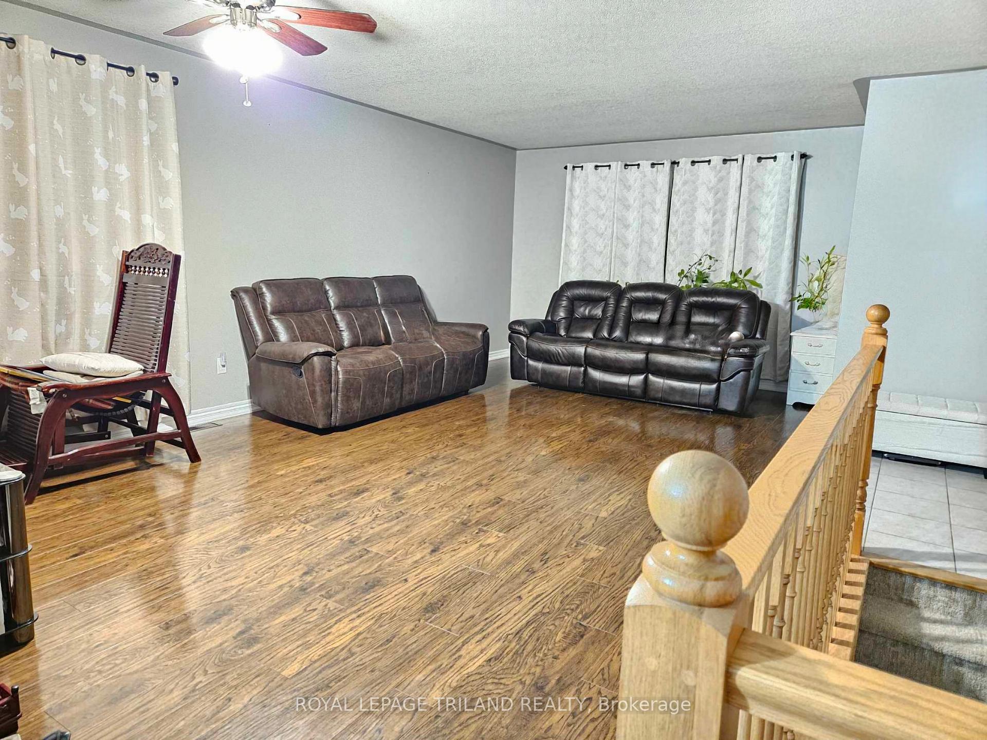 Photo 2 of 7 Karsten Avenue, Haldimand — HOMEH