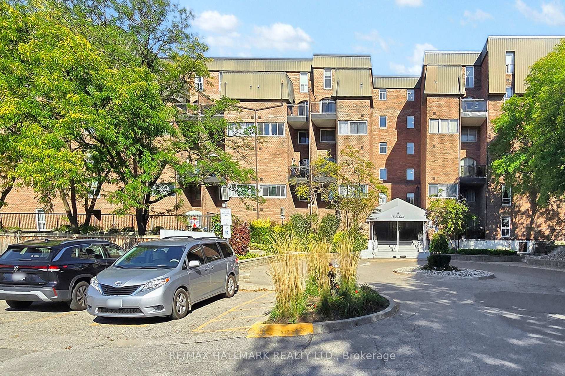 Front of Unit 316, 16 Elgin Street