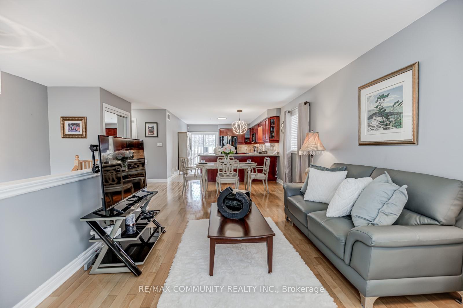 Photo 4 of 48 Bloom Avenue, Clarington, Newcastle — HOMEH
