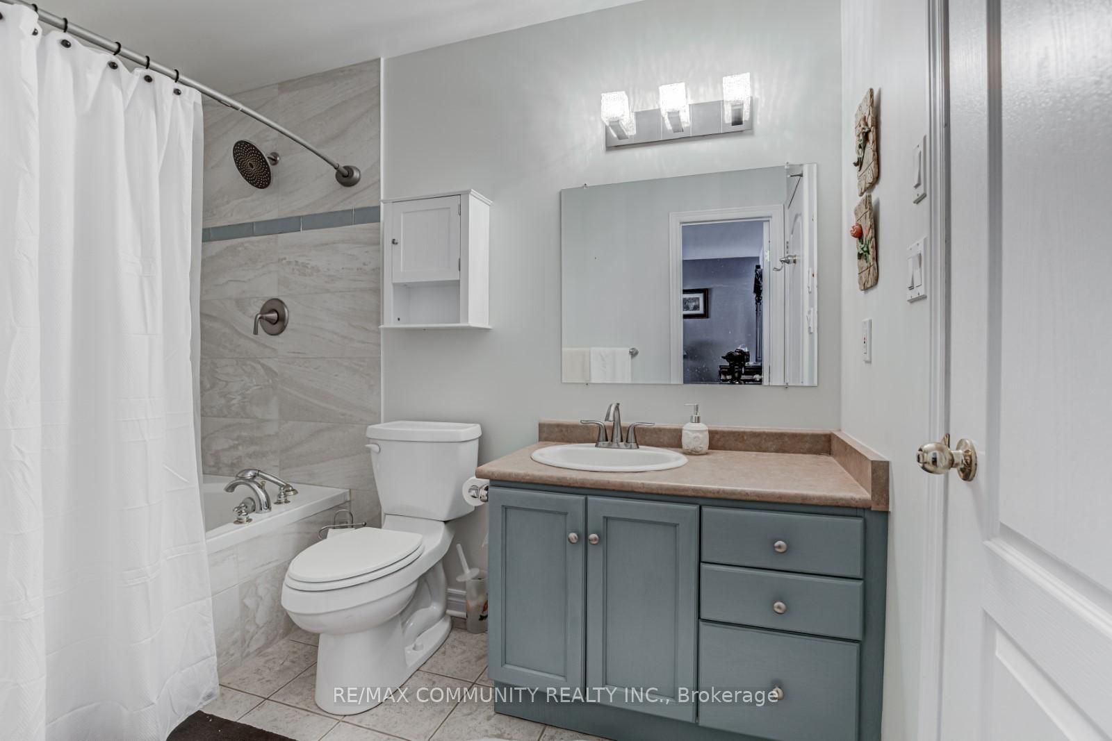 Photo 5 of 48 Bloom Avenue, Clarington, Newcastle — HOMEH