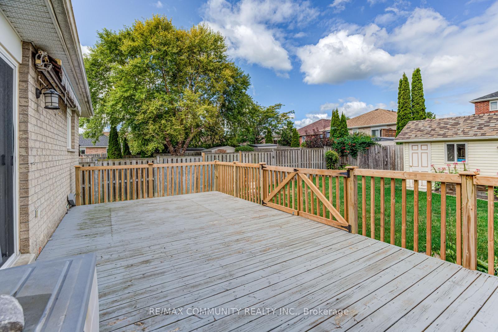 Photo 17 of 48 Bloom Avenue, Clarington, Newcastle — HOMEH