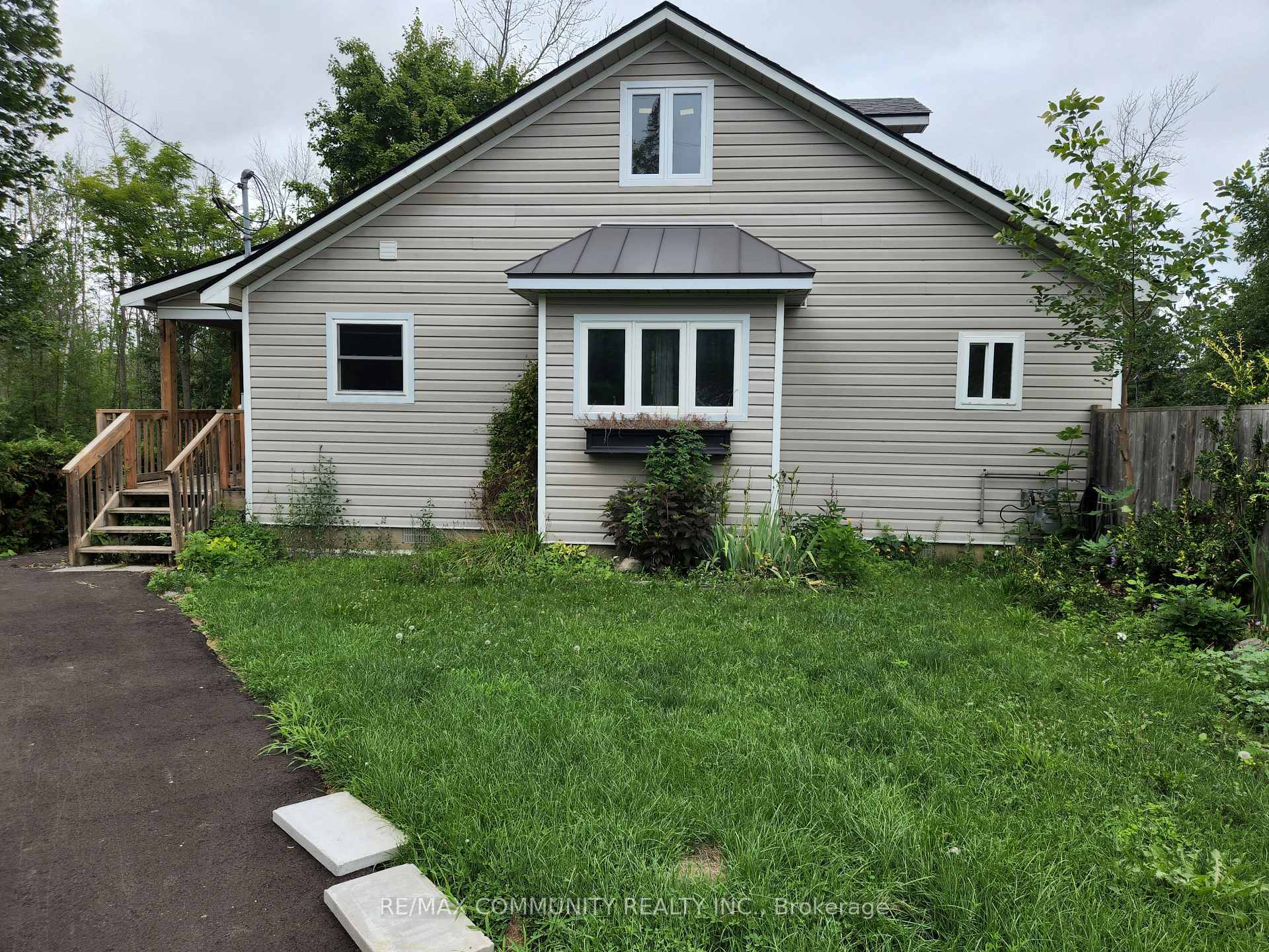 Front of Unit Basement, 802 Cedarvale Drive