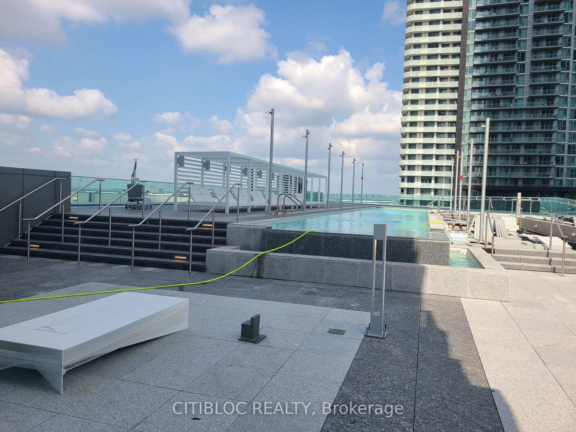 Photo 3 of Unit 5712, 7890 Jane Street, Vaughan, Vaughan Corporate Centre — HOMEH