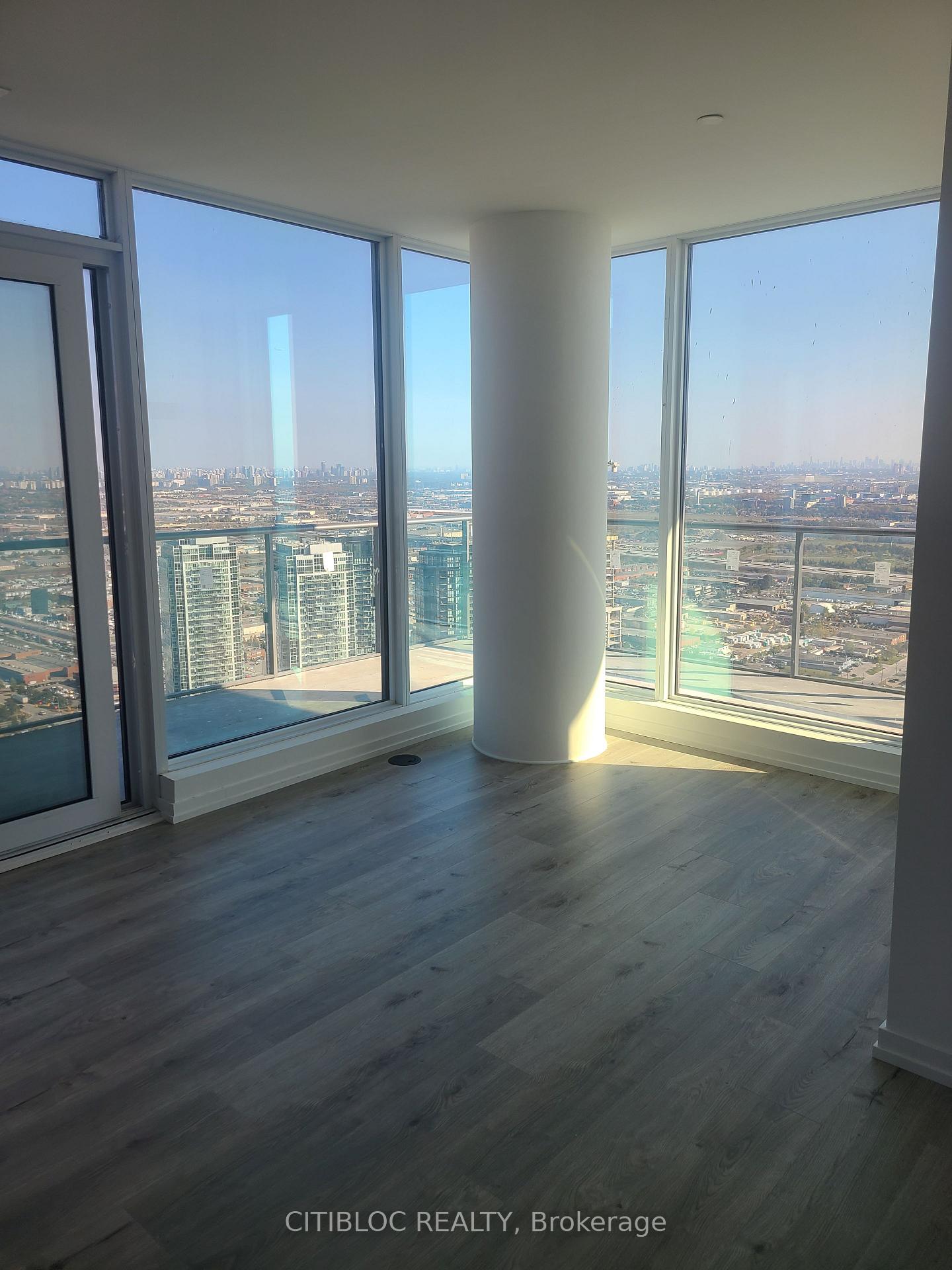 Photo 20 of Unit 5712, 7890 Jane Street, Vaughan, Vaughan Corporate Centre — HOMEH