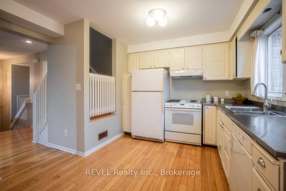 Photo 7 of Unit 50, 178 Scott Street, St. Catharines, Fairview — HOMEH
