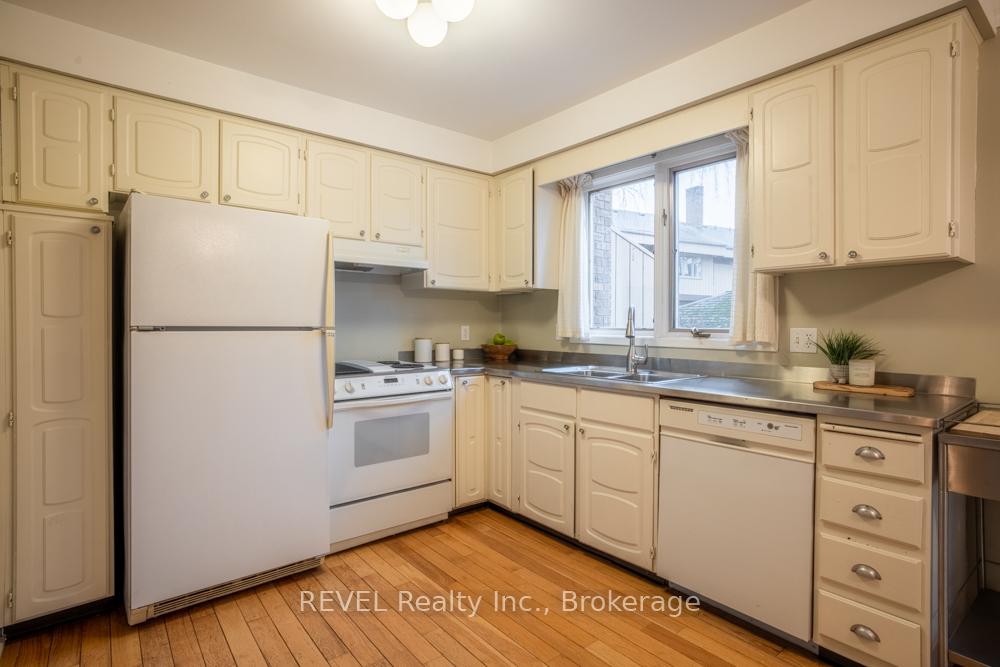 Photo 41 of Unit 50, 178 Scott Street, St. Catharines, Fairview — HOMEH