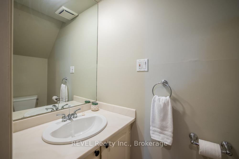 Photo 12 of Unit 50, 178 Scott Street, St. Catharines, Fairview — HOMEH
