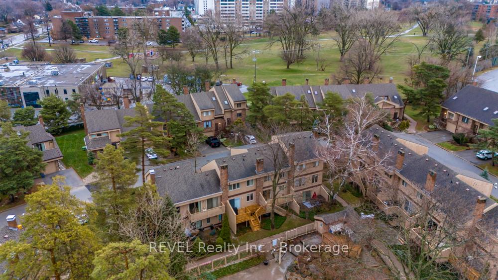 Photo 31 of Unit 50, 178 Scott Street, St. Catharines, Fairview — HOMEH