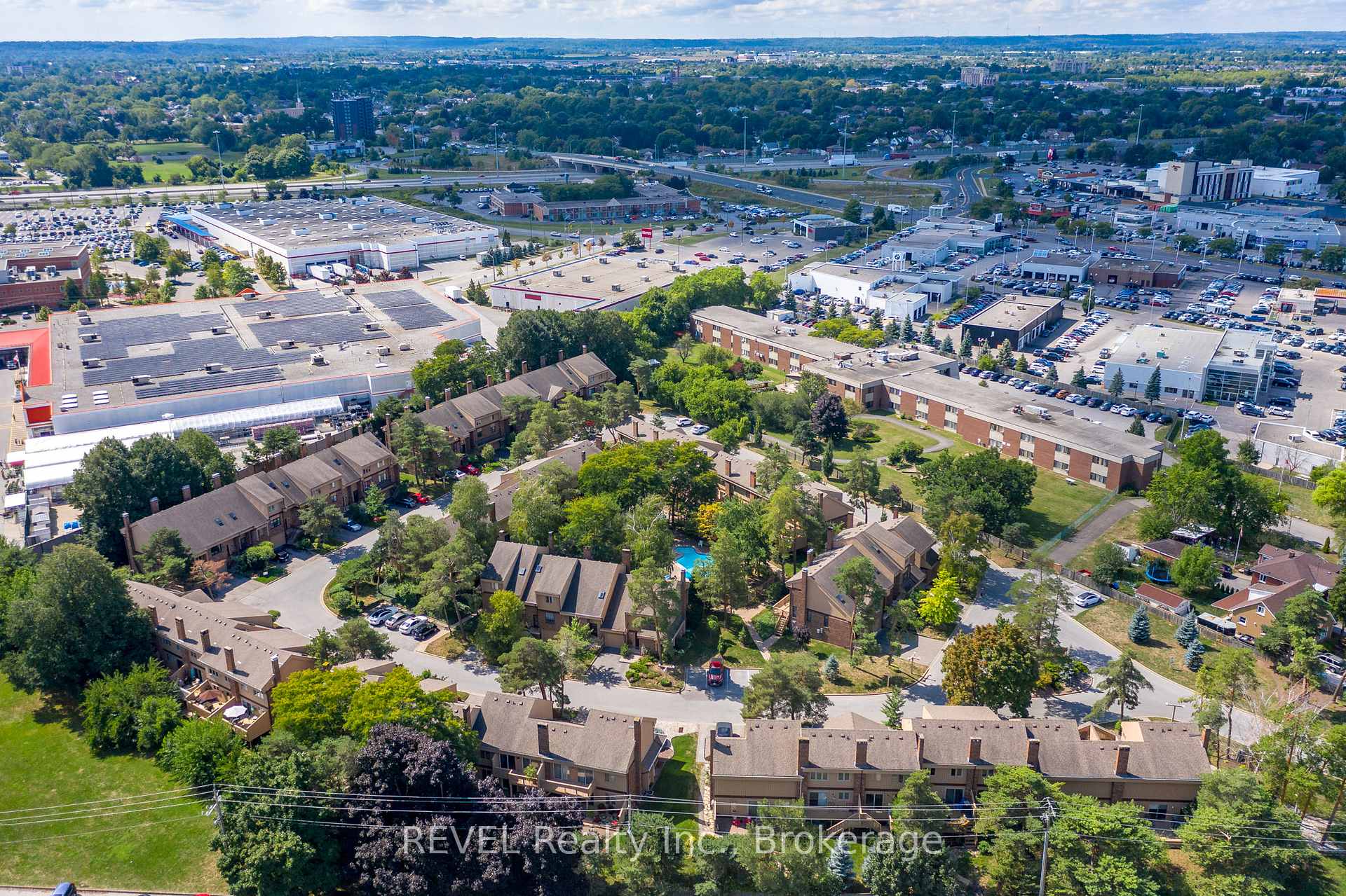 Photo 37 of Unit 50, 178 Scott Street, St. Catharines, Fairview — HOMEH