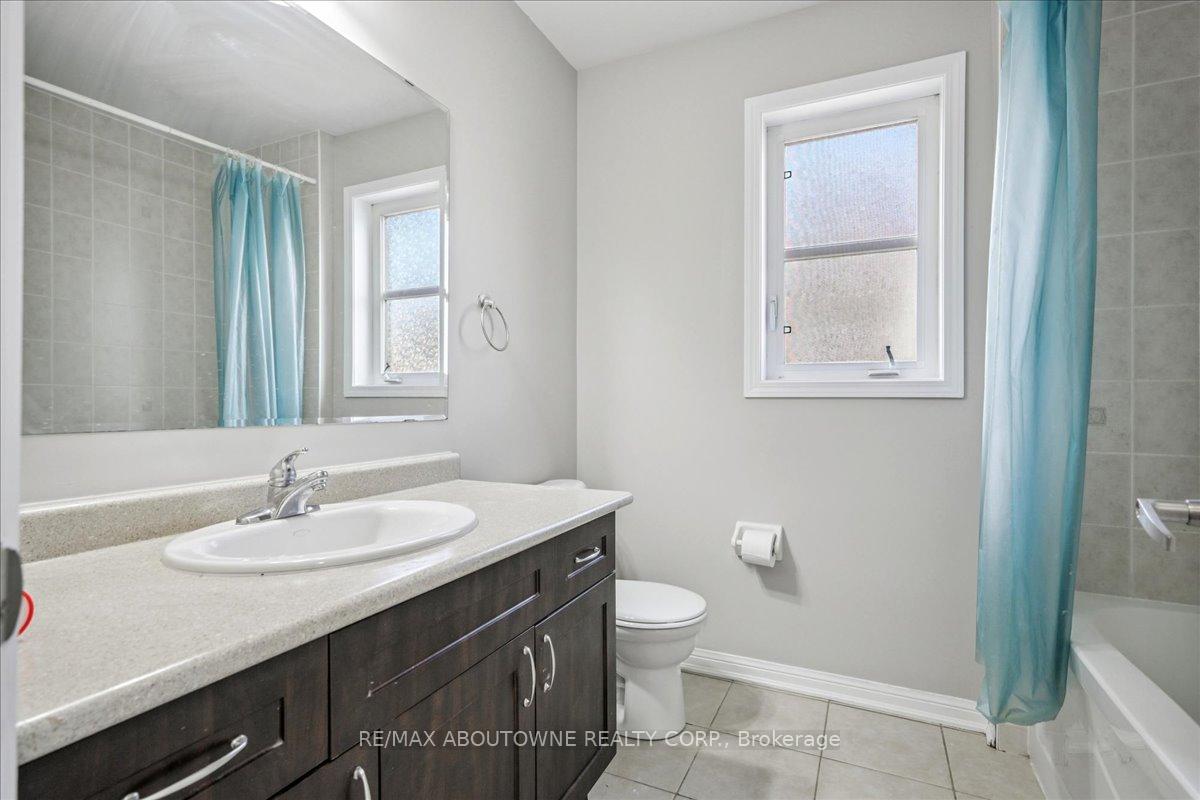 Photo 14 of 884 Jempson Path, Milton, Harrison — HOMEH
