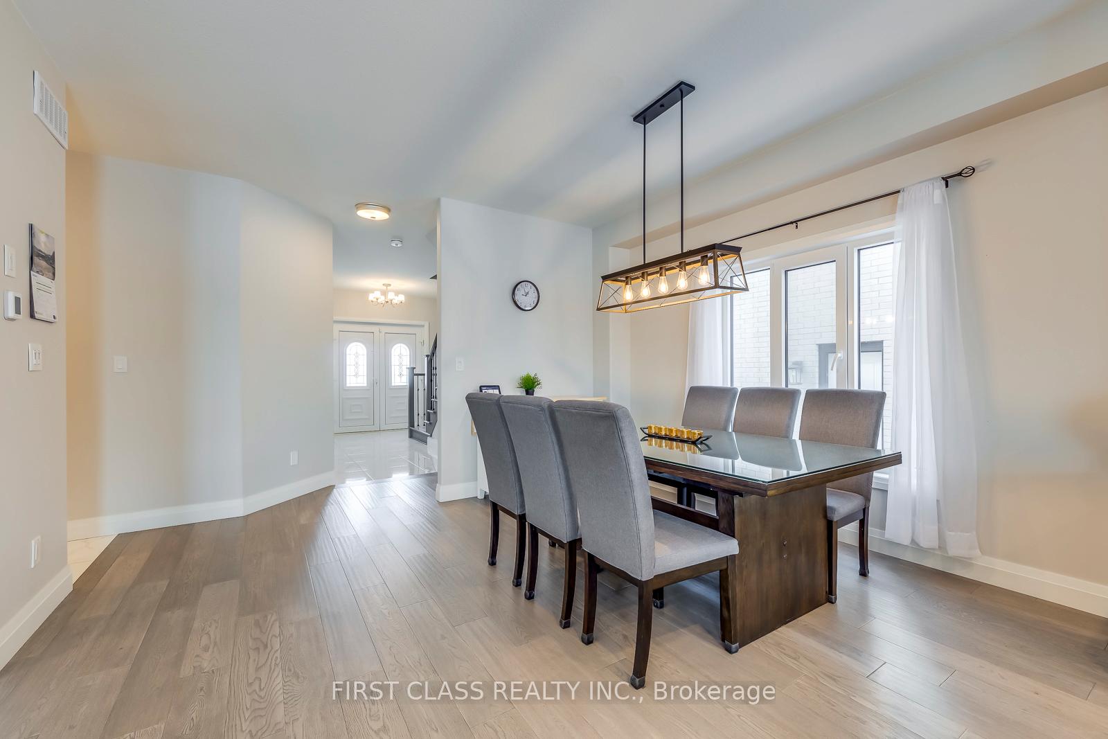 Photo 3 of 22 Grandville Circle, Brant, Paris — HOMEH