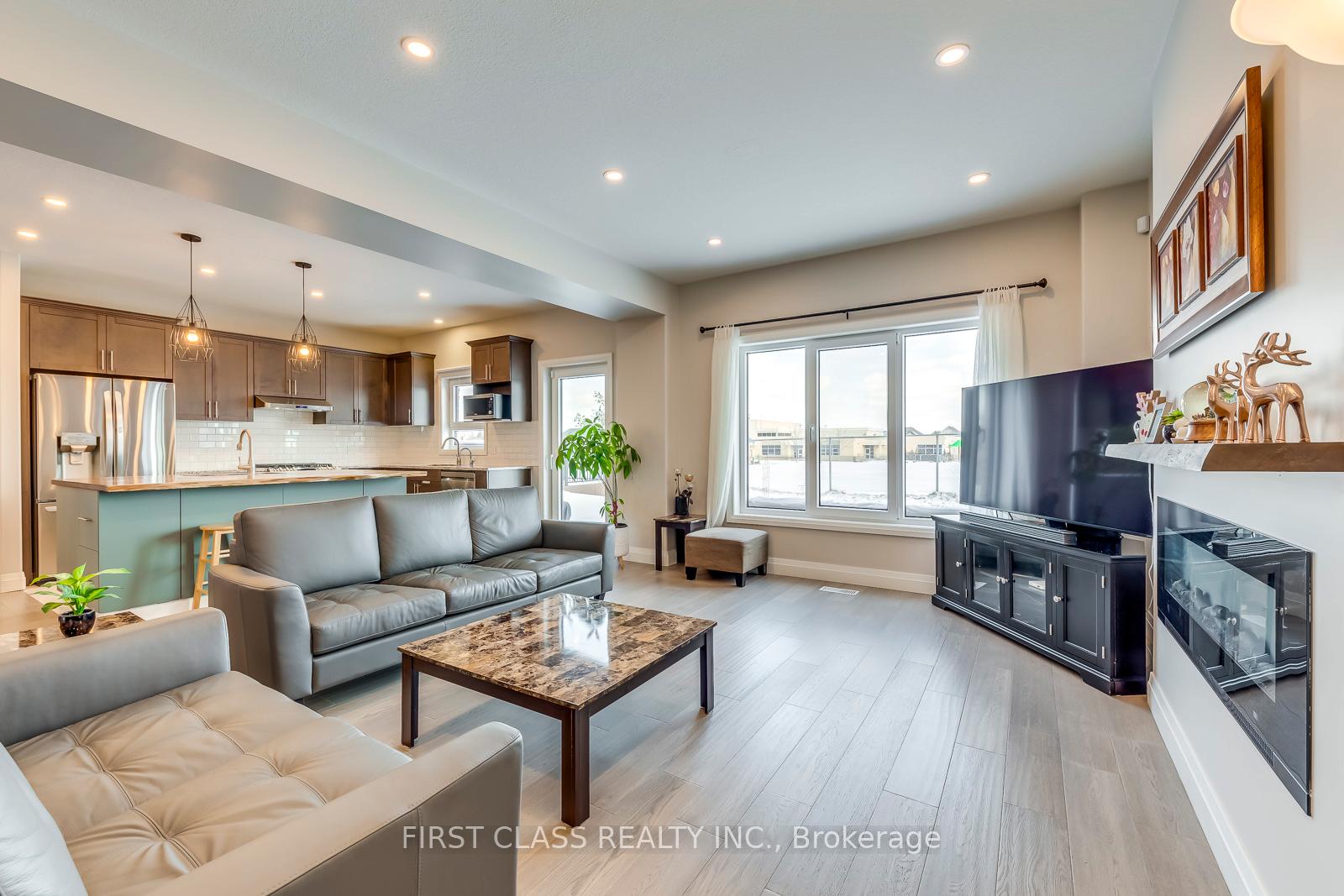 Photo 7 of 22 Grandville Circle, Brant, Paris — HOMEH