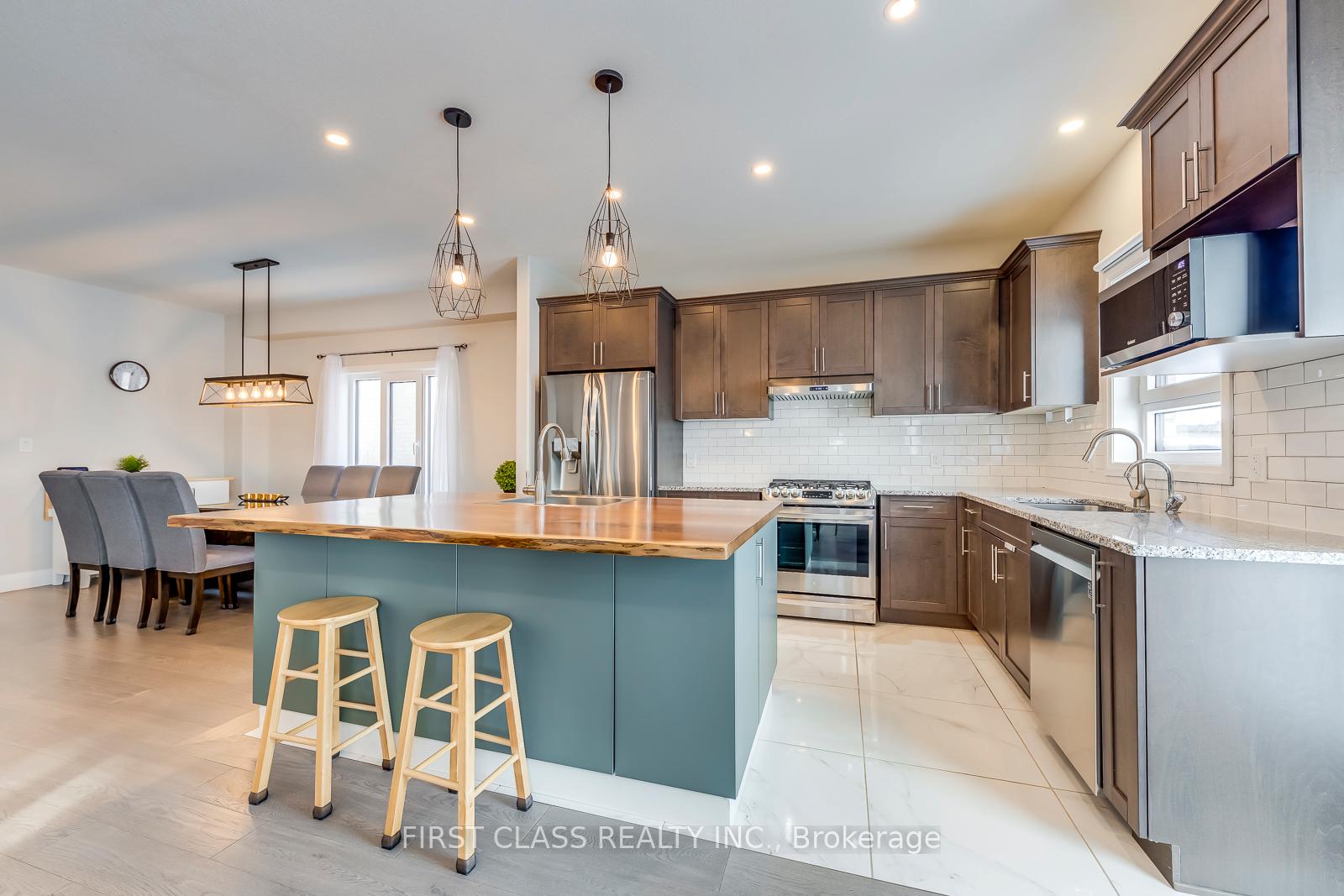 Photo 8 of 22 Grandville Circle, Brant, Paris — HOMEH
