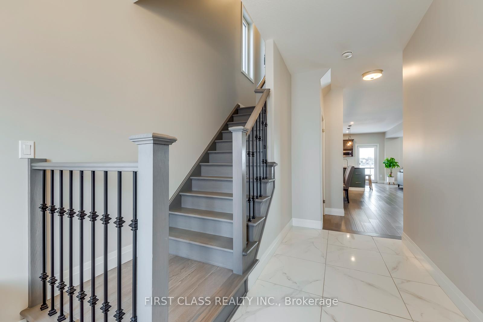 Photo 20 of 22 Grandville Circle, Brant, Paris — HOMEH