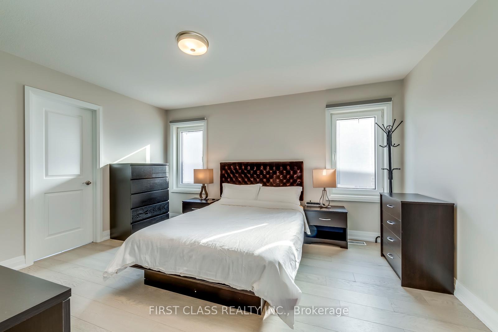 Photo 18 of 22 Grandville Circle, Brant, Paris — HOMEH