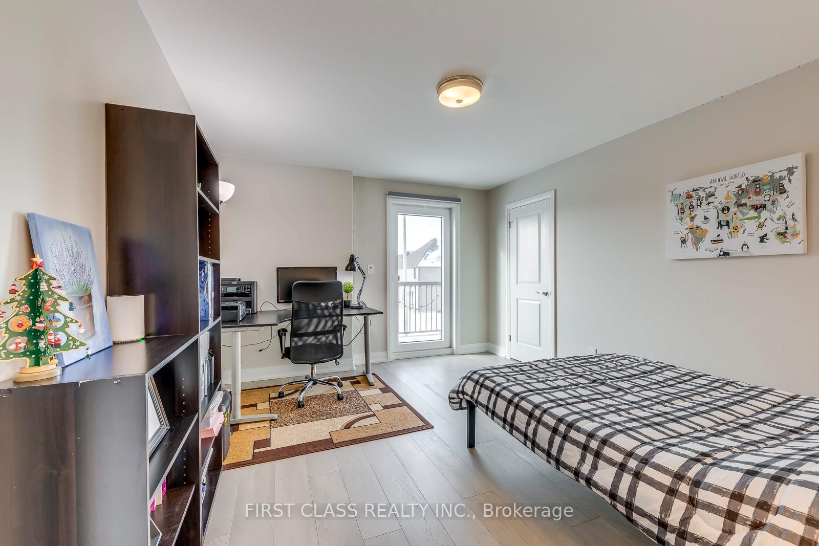 Photo 30 of 22 Grandville Circle, Brant, Paris — HOMEH