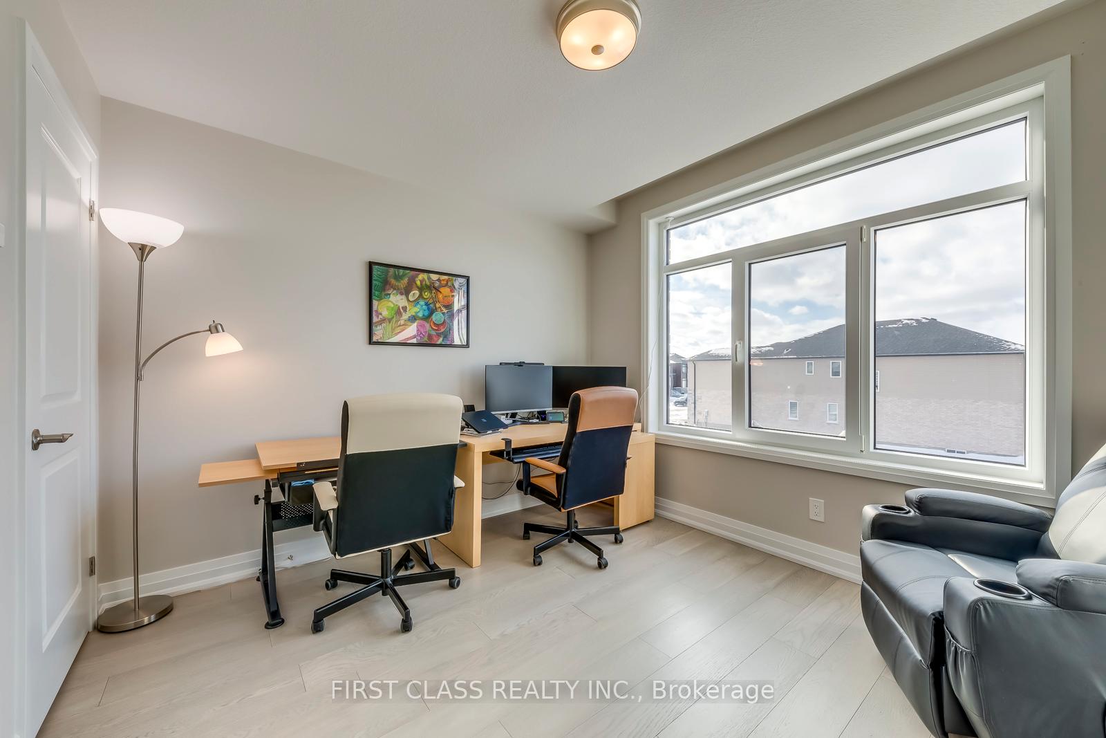 Photo 26 of 22 Grandville Circle, Brant, Paris — HOMEH