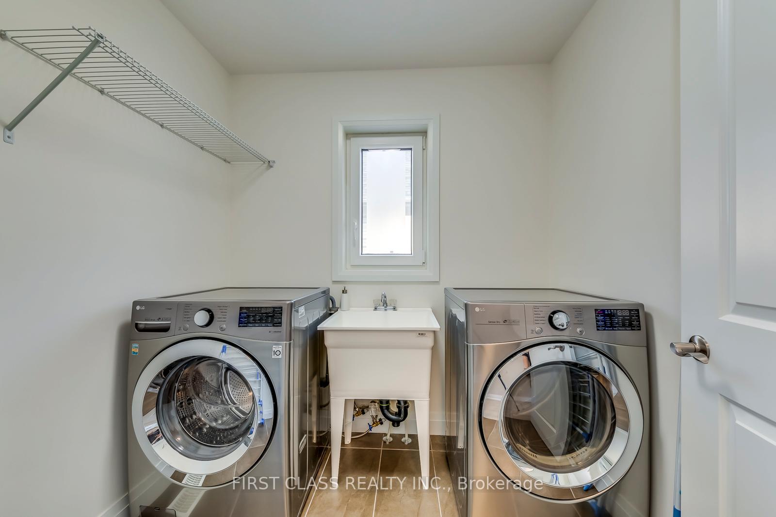 Photo 25 of 22 Grandville Circle, Brant, Paris — HOMEH