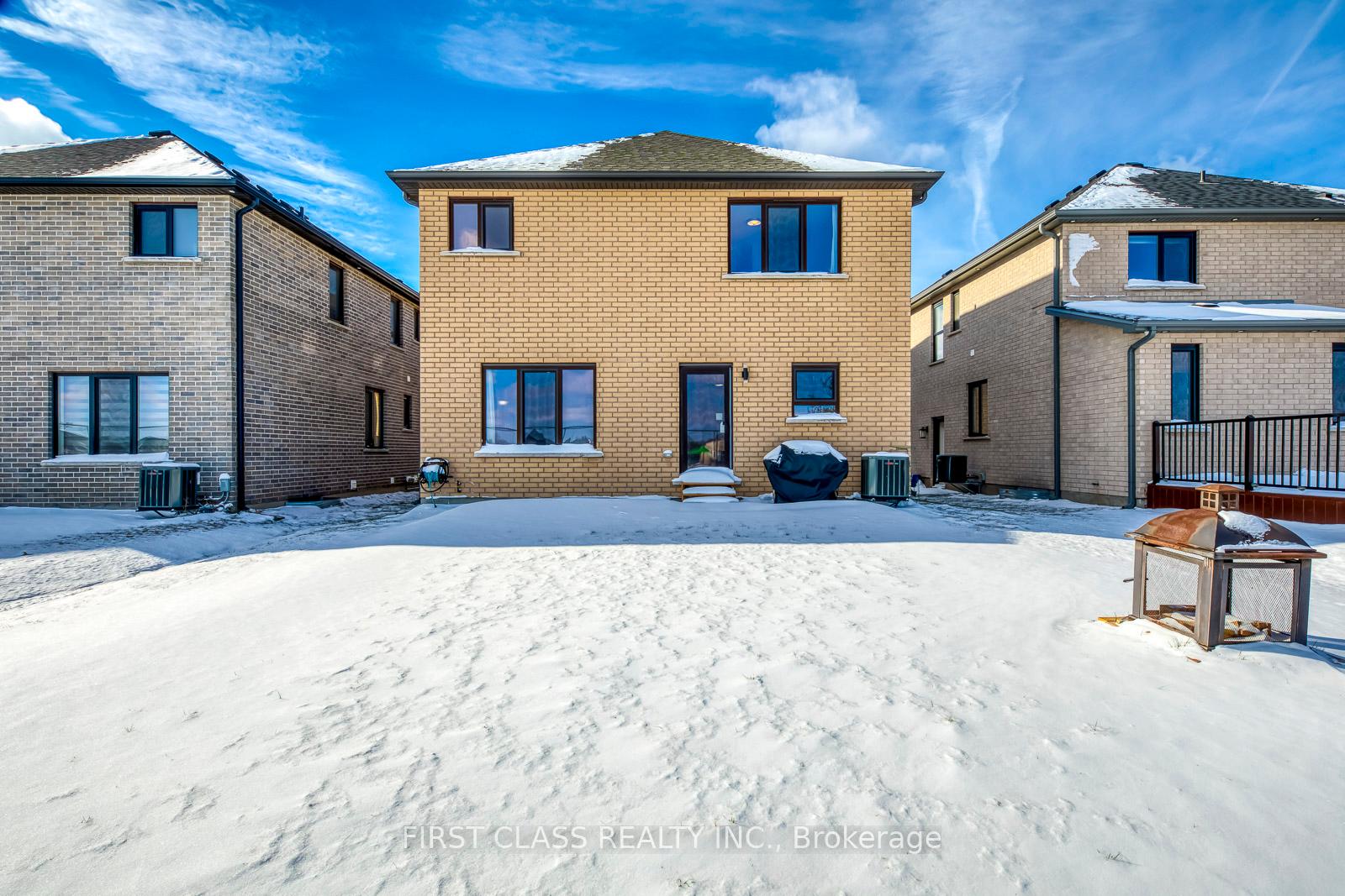 Photo 38 of 22 Grandville Circle, Brant, Paris — HOMEH