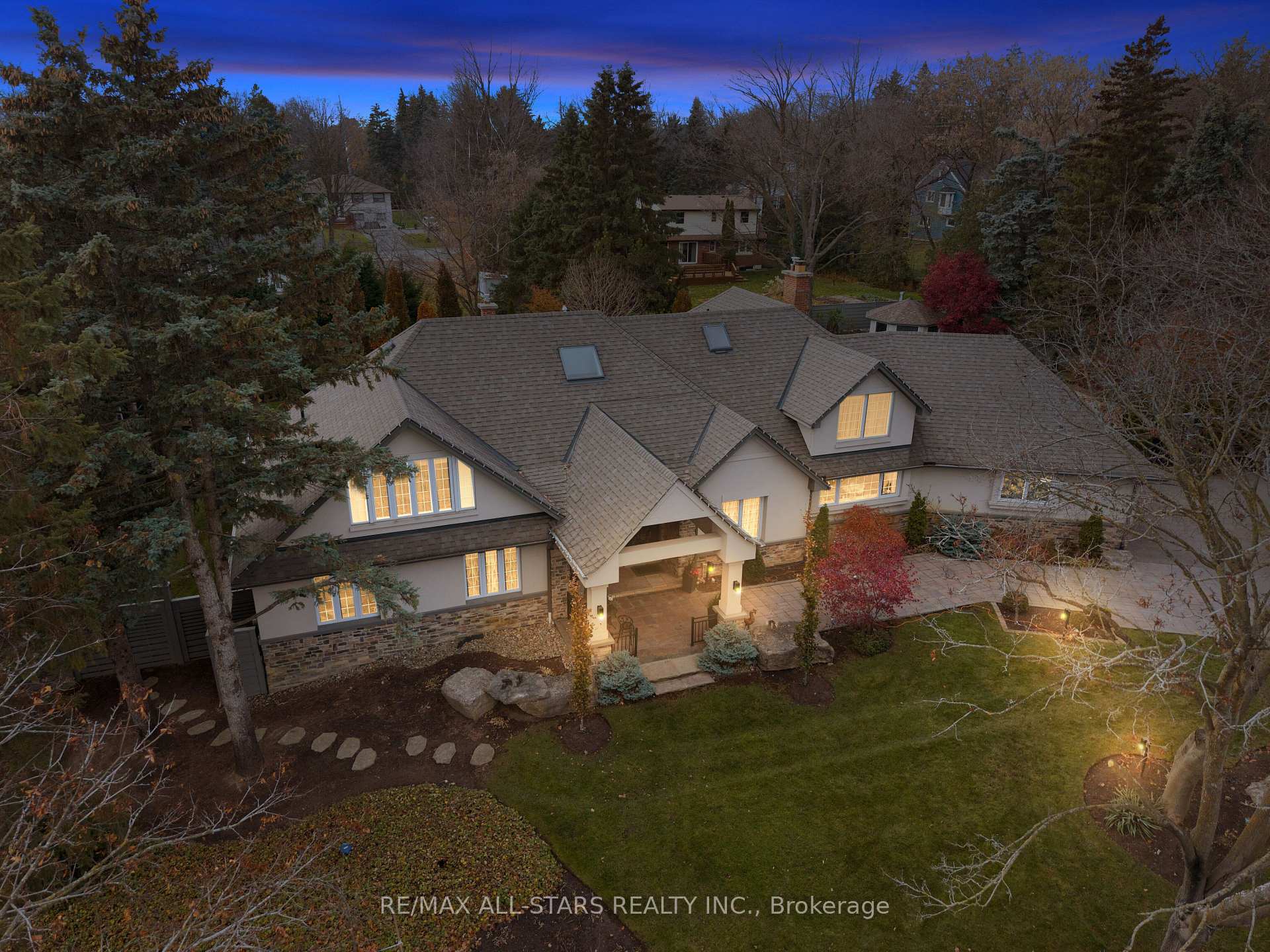 Photo 1 of 6 Boyd Court, Markham, Victoria Square — HOMEH