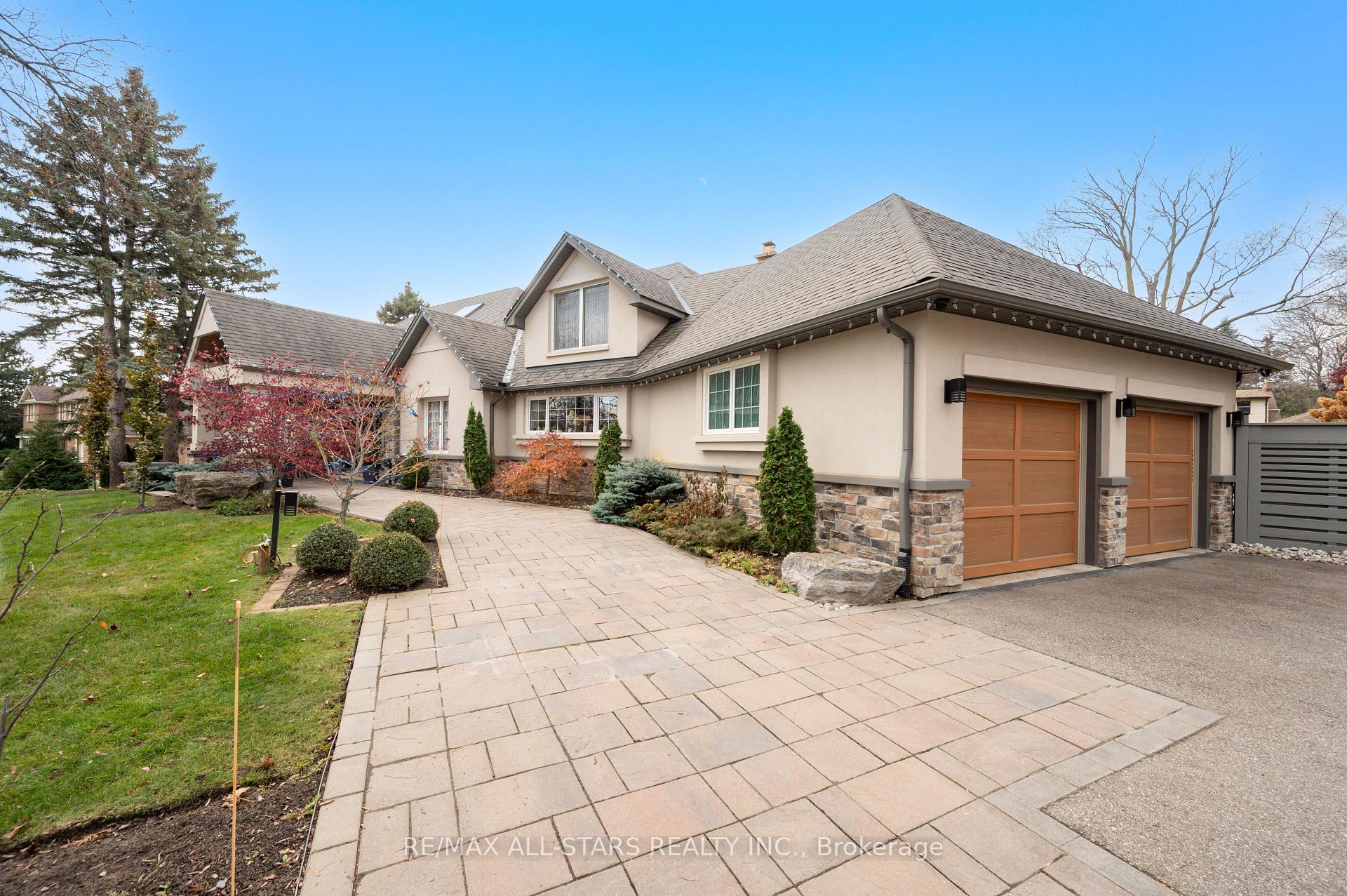 Photo 5 of 6 Boyd Court, Markham, Victoria Square — HOMEH